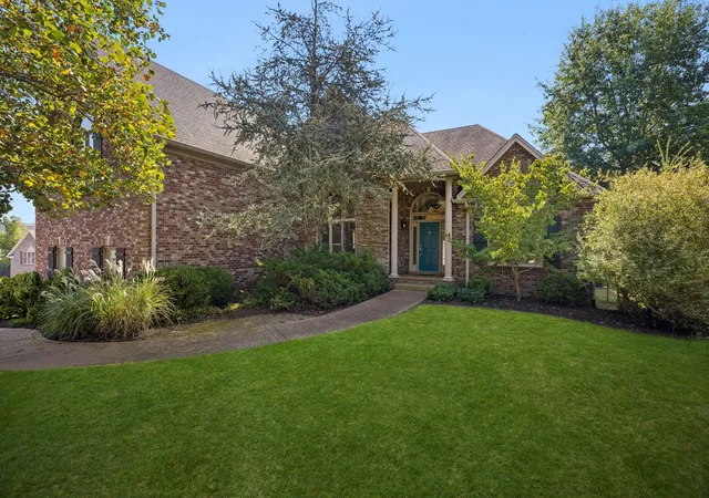 Photo 2 of Single family home for sale at 2209 Seven Points Cir, Hermitage, TN 37076 | MLS# 3543260 | Listing updated on 2026-10-04