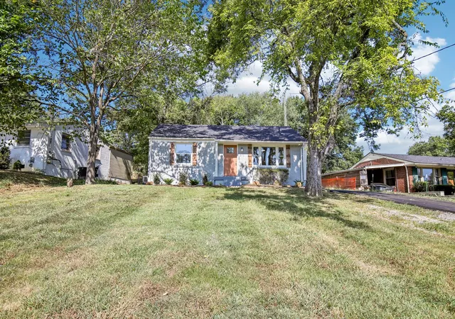 Photo 3 of Single family home for sale at 3140 Crosswood Dr, Nashville, TN 37214 | MLS# 3592355 | Listing updated on 2026-09-15