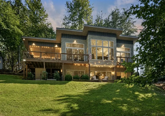 Photo 1 of Sale Pending at 1149 Fairways Dr, Smithville, TN 37166 | MLS# 3541229 | Listing updated on 2026-10-08