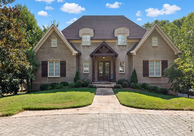 Single family home for sale at 4330 Lindawood Dr, Nashville, TN 37215 | MLS# 3545606