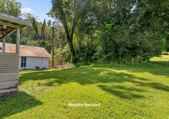 Photo 3 of Single family home for sale at 706 Holly Ave, South Pittsburg, TN 37380 | MLS# 3541147 | Listing updated on 2026-09-28