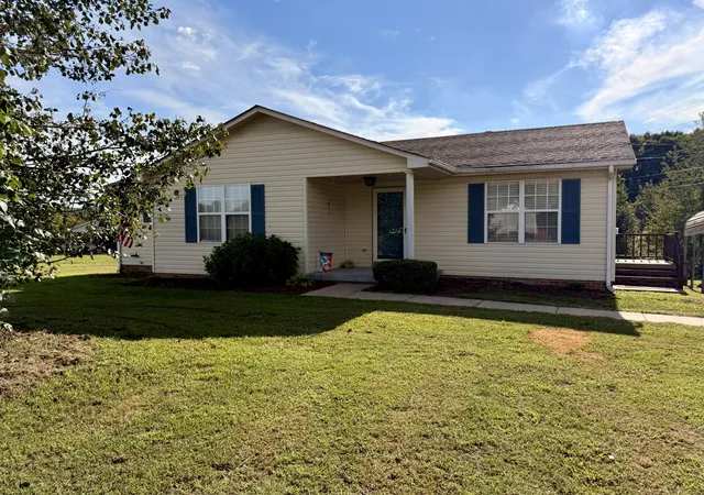 Photo 2 of Single family home for sale at 55 Hopewell Ests Ln, Erin, TN 37061 | MLS# 3544493 | Listing updated on 2026-10-16
