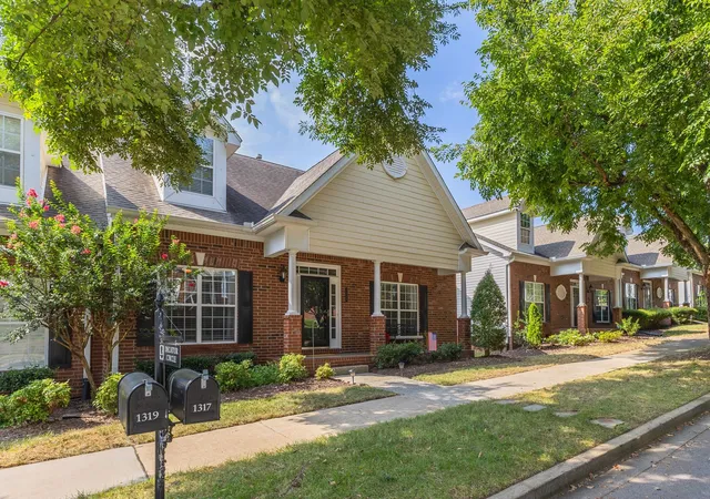 Photo 3 of Townhouse for sale at 1317 Decatur Cir, Franklin, TN 37067 | MLS# 3541242 | Listing updated on 2026-09-23