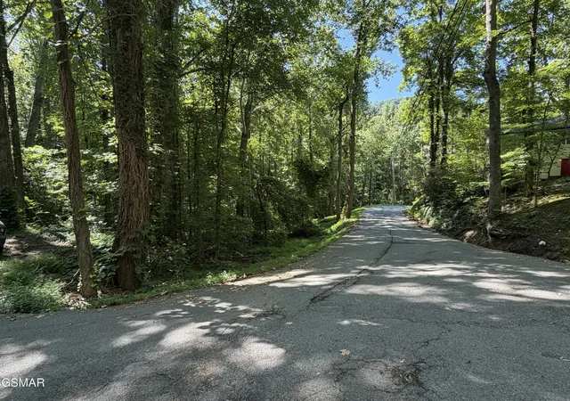 Photo 1 of Land for sale at 3 Low Gap Rd, Gatlinburg, TN 37738 | MLS# 3541237 | Listing updated on 2026-09-11