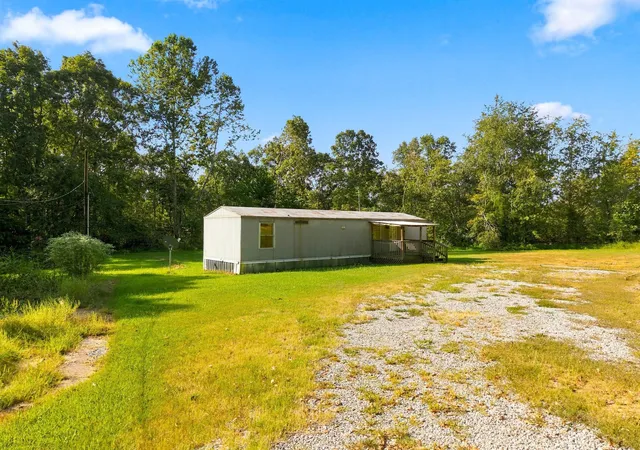 Photo 1 of Manufactured home for sale at 161 Oaktree Ln, Dickson, TN 37055 | MLS# 3545709 | Listing updated on 2026-10-01