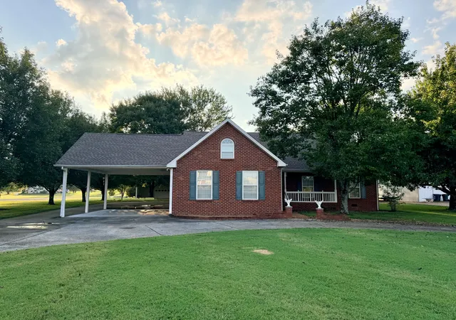 Photo 3 of Single family home for sale at 759 Rock Springs Rd, Castalian Springs, TN 37031 | MLS# 3591917 | Listing updated on 2026-09-25