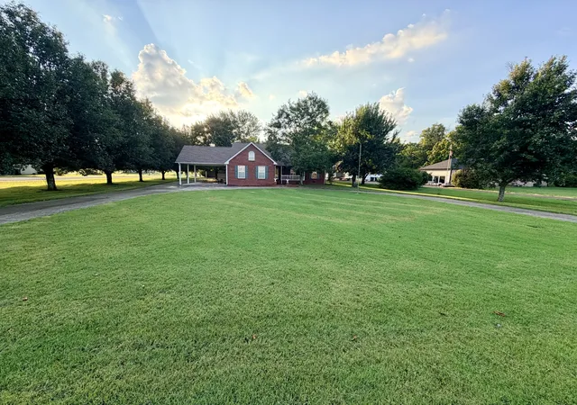 Photo 3 of Single family home for sale at 759 Rock Springs Rd, Castalian Springs, TN 37031 | MLS# 3591917 | Listing updated on 2026-09-25