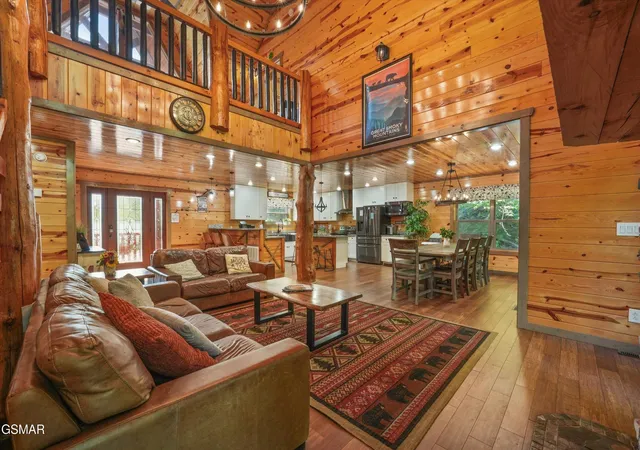 Photo 3 of Single family home for sale at 1041 Vista Dr, Gatlinburg, TN 37738 | MLS# 3541300 | Listing updated on 2026-09-11