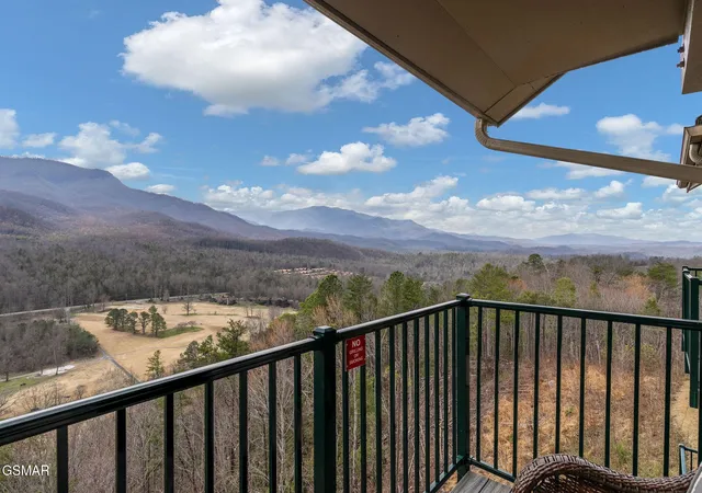 Photo 4 of Condo for sale at 3710 Weber Rd #307C, Gatlinburg, TN 37738 | MLS# 3591863 | Listing updated on 2026-09-14