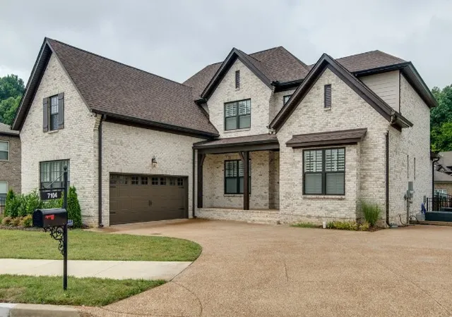 Photo 2 of Single family home for sale at 1031 Tiane Trl, Gallatin, TN 37066 | MLS# 3541935 | Listing updated on 2026-09-14