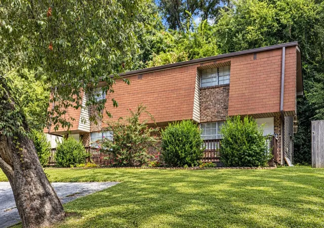 Photo 2 of Multi family home for sale at 732 Marley Way, Chattanooga, TN 37412 | MLS# 3541948 | Listing updated on 2026-09-11