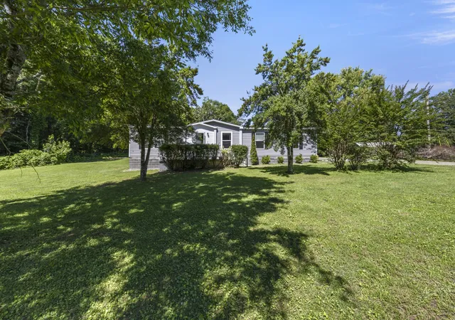 Photo 1 of Manufactured home for sale at 7495 Old Tullahoma Rd, Estill Springs, TN 37330 | MLS# 3546097 | Listing updated on 2026-09-10