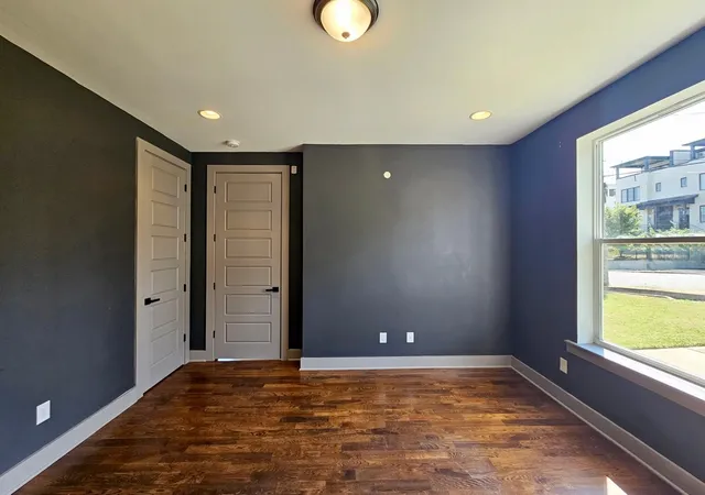 Photo 4 of Townhouse for sale at 28 North Hl St, Nashville, TN 37210 | MLS# 3542108 | Listing updated on 2026-09-15