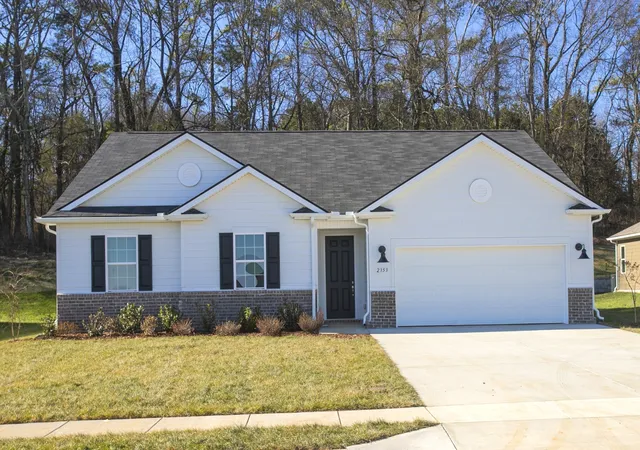 Photo 3 of Single family home for sale at 2402 Hartman Cvs, Columbia, TN 38401 | MLS# 3542220 | Listing updated on 2026-09-21