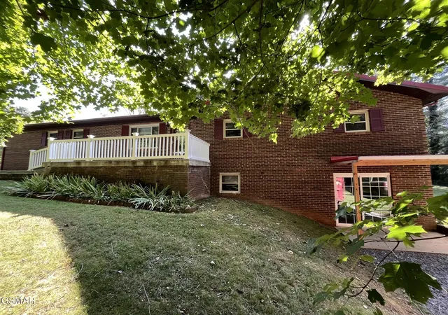 Photo 1 of Sale Pending at 1044 Fate Rankin Rd, Jefferson City, TN 37760 | MLS# 3542226 | Listing updated on 2026-10-01