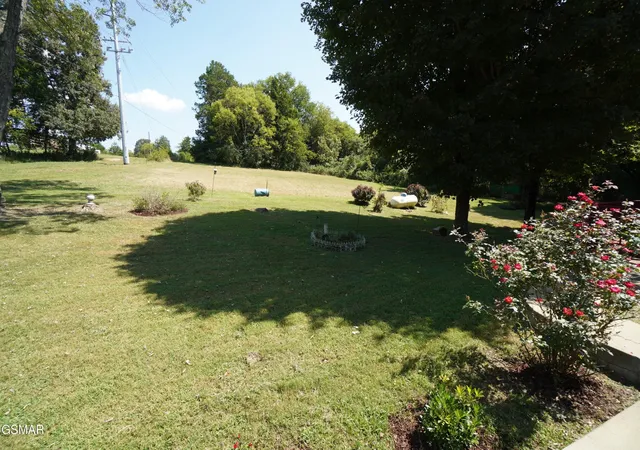 Photo 2 of Sale Pending at 1044 Fate Rankin Rd, Jefferson City, TN 37760 | MLS# 3542226 | Listing updated on 2026-10-01