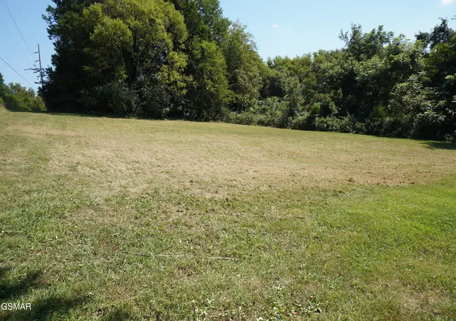 Photo 3 of Sale Pending at 1044 Fate Rankin Rd, Jefferson City, TN 37760 | MLS# 3542226 | Listing updated on 2026-10-01