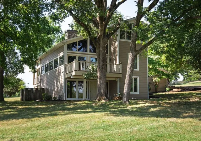 Photo 2 of Single family home for sale at 179 Clifftop Dr, Hendersonville, TN 37075 | MLS# 3546869 | Listing updated on 2026-09-12