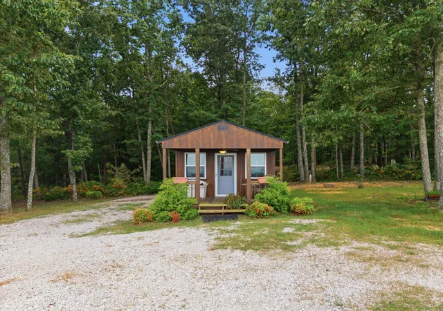 Photo 3 of Land for sale at 245 Point Dr, Belvidere, TN 37306 | MLS# 3542289 | Listing updated on 2026-09-11