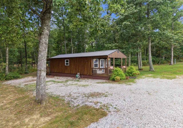 Photo 3 of House for sale at 245 Point Dr, Belvidere, TN 37306 | MLS# 3542289 | Listing updated on 2026-09-11