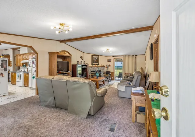Photo 4 of Manufactured home for sale at 2684 Blue Springs Rd, Sparta, TN 38583 | MLS# 3542484 | Listing updated on 2026-09-22