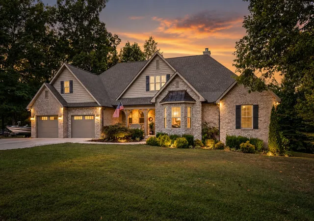 Photo 1 of Sale Pending at 215 Flora Ln, Manchester, TN 37355 | MLS# 3542354 | Listing updated on 2026-10-01