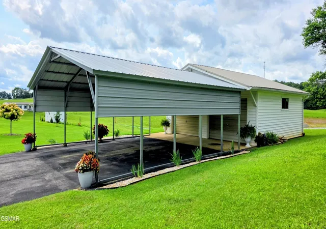 Photo 1 of Land for sale at 0 Unaka Dr, Mosheim, TN 37818 | MLS# 3542303 | Listing updated on 2026-09-11