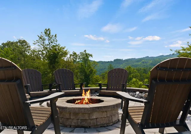 Photo 4 of Single family home for sale at 2843 Cedar Fls Way, Sevierville, TN 37862 | MLS# 3542386 | Listing updated on 2026-09-11