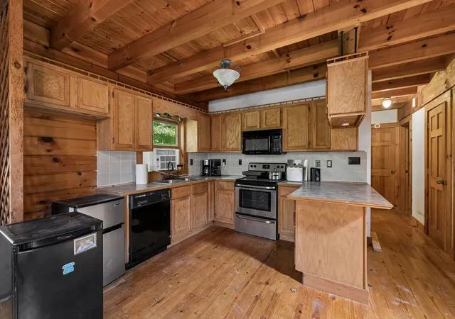 Photo 4 of Single family home for sale at 161 Obey River Ln, Celina, TN 38551 | MLS# 3543006 | Listing updated on 2026-09-30
