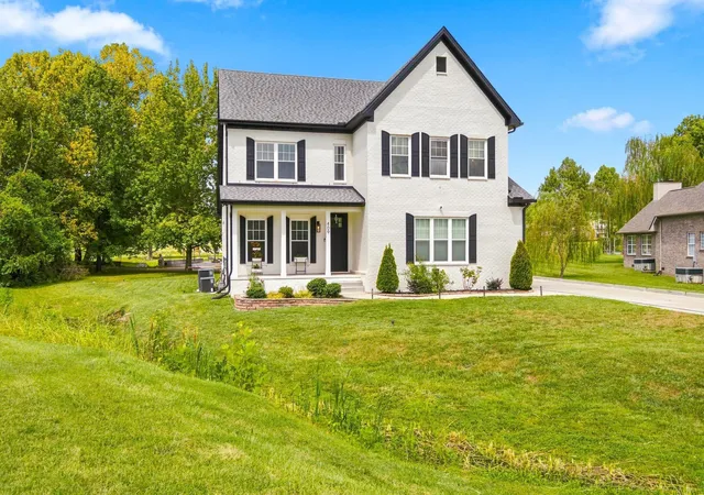 Photo 3 of Single family home for sale at 409 Plantation Blvd, Lebanon, TN 37087 | MLS# 3546304 | Listing updated on 2026-09-11