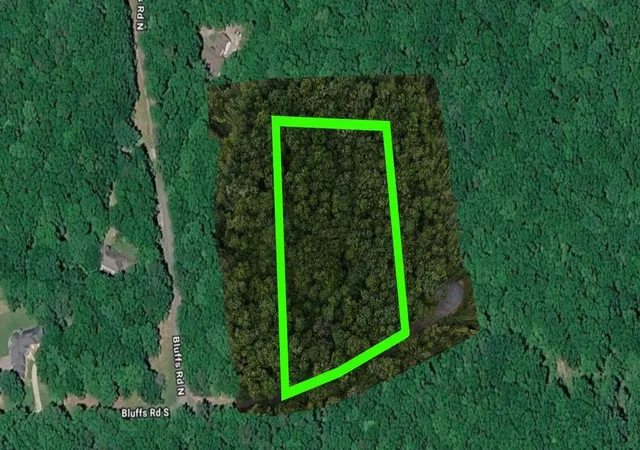 Photo 2 of Land for sale at 1 Bluff Rd, South Pittsburg, TN 37380 | MLS# 3542480 | Listing updated on 2026-09-11
