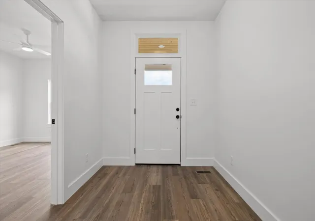 Photo 3 of Single family home for sale at 1413 Melody Ln, Chattanooga, TN 37412 | MLS# 3542543 | Listing updated on 2026-09-18