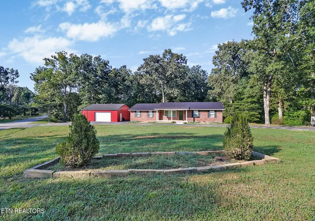 Photo 1 of Sale Pending at 329 Dillon St, Crossville, TN 38555 | MLS# 3542592 | Listing updated on 2026-09-11