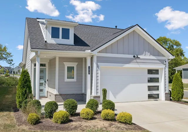 Photo 2 of Single family home for sale at 1073 Linn Cvs Ct, Gallatin, TN 37066 | MLS# 3544259 | Listing updated on 2026-09-09