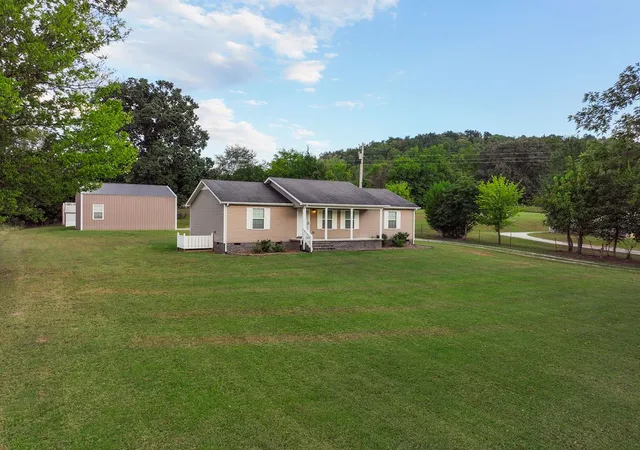 Photo 1 of Single family home for sale at 8659 Dog Branch Rd, Mount Pleasant, TN 38474 | MLS# 3543084 | Listing updated on 2026-09-13