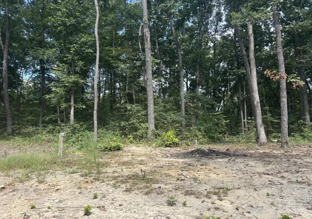 Photo 3 of Sale Pending at 37 Valley Loop, Crossville, TN 38572 | MLS# 3542711 | Listing updated on 2026-09-12