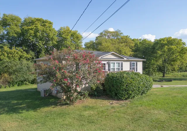 Photo 3 of Single family home for sale at 139 Apple Valley Ct Ne, Charleston, TN 37310 | MLS# 3542880 | Listing updated on 2026-10-05