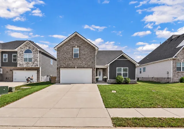 Photo 2 of Single family home for sale at 917 Burley Barn Rd, Clarksville, TN 37042 | MLS# 3545970 | Listing updated on 2026-09-19