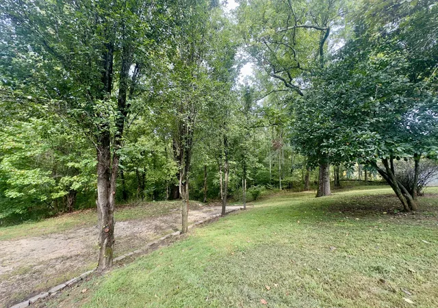 Photo 3 of Manufactured home for sale at 431 Bellwood Landing Rd, Indian Mound, TN 37079 | MLS# 3546697 | Listing updated on 2026-09-19