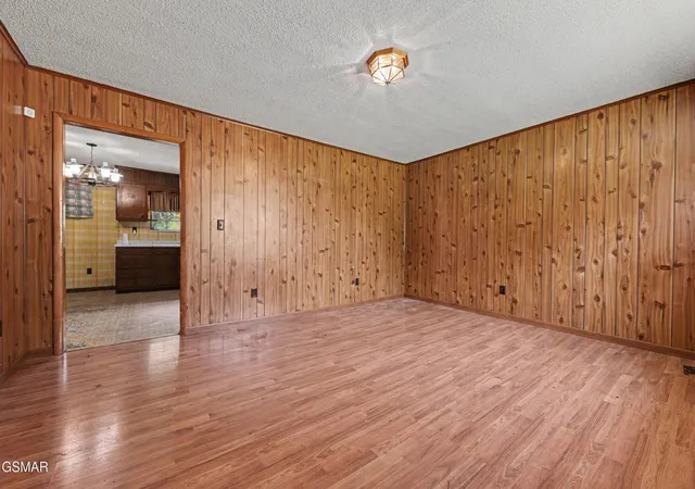 Photo 3 of Single family home for sale at 311 Shag Rd, Newport, TN 37821 | MLS# 3543024 | Listing updated on 2026-09-11