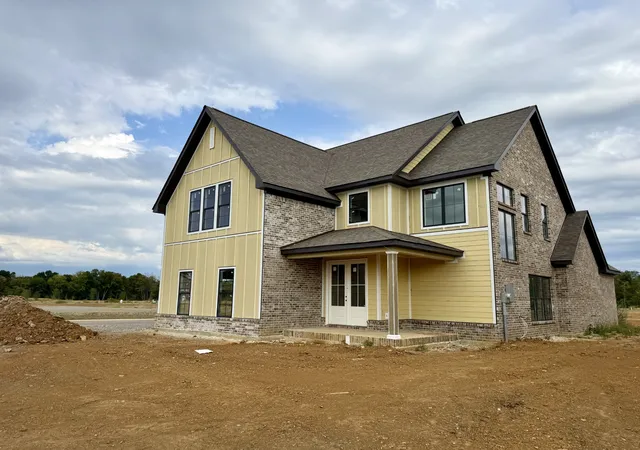 Photo 1 of Single family home for sale at 4201 Flanders Dr, Murfreesboro, TN 37127 | MLS# 3545731 | Listing updated on 2026-09-10