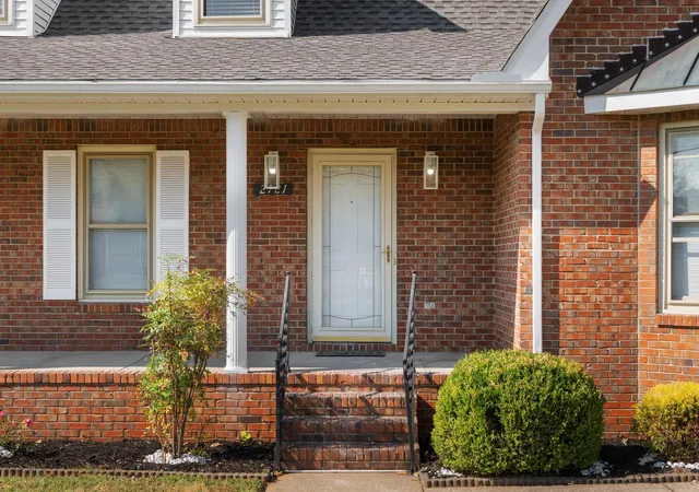 Photo 2 of Single family home for sale at 2121 Red Mile Rd, Murfreesboro, TN 37127 | MLS# 3546724 | Listing updated on 2026-09-21