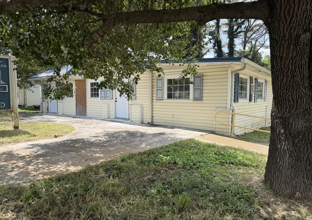 Photo 1 of Single family home for sale at 609 Buffalo Rd, Lawrenceburg, TN 38464 | MLS# 3547174 | Listing updated on 2026-09-12
