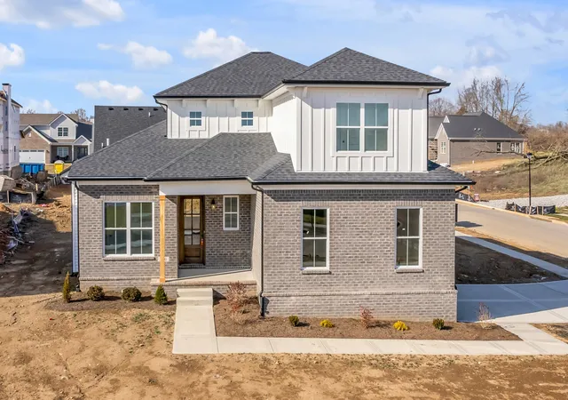 Photo 2 of Single family home for sale at 965 Hunters Ln, Springfield, TN 37172 | MLS# 3545985 | Listing updated on 2026-09-14