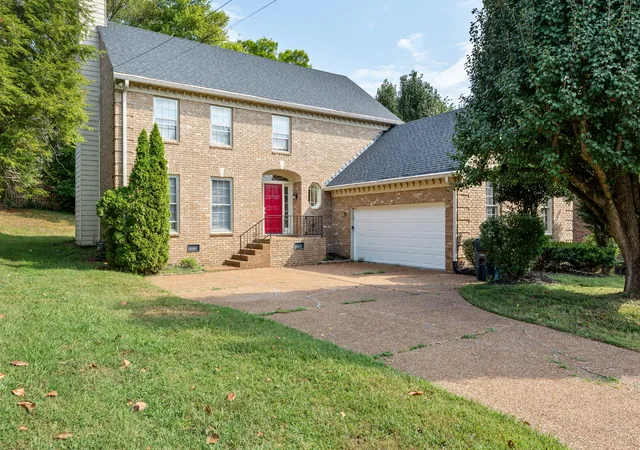 Single family home for sale at 7408 River Park Dr, Nashville, TN 37221 | MLS# 3546030