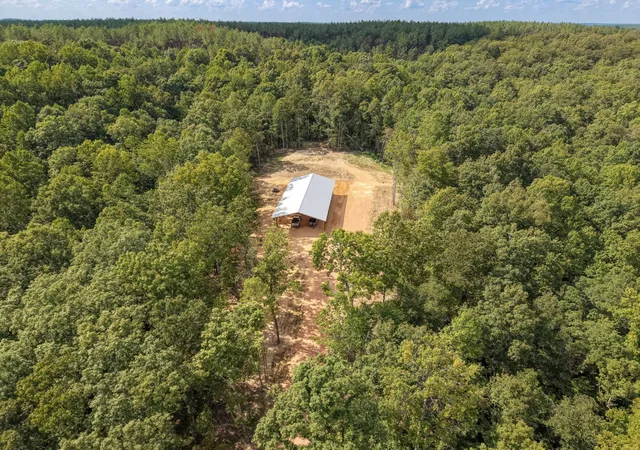 Photo 3 of House for sale at 0 Wades Branch Rd, Centerville, TN 37033 | MLS# 3546325 | Listing updated on 2026-10-04