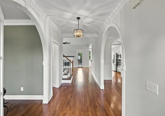 Photo 3 of Single family home for sale at 900 Shoreham St, Murfreesboro, TN 37130 | MLS# 3544313 | Listing updated on 2026-09-13