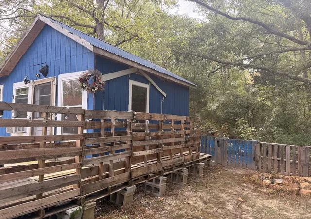 Photo 1 of Manufactured home for sale at 2315 Butcher Ridge Rd, Cumberland Furnace, TN 37051 | MLS# 3545483 | Listing updated on 2026-09-27
