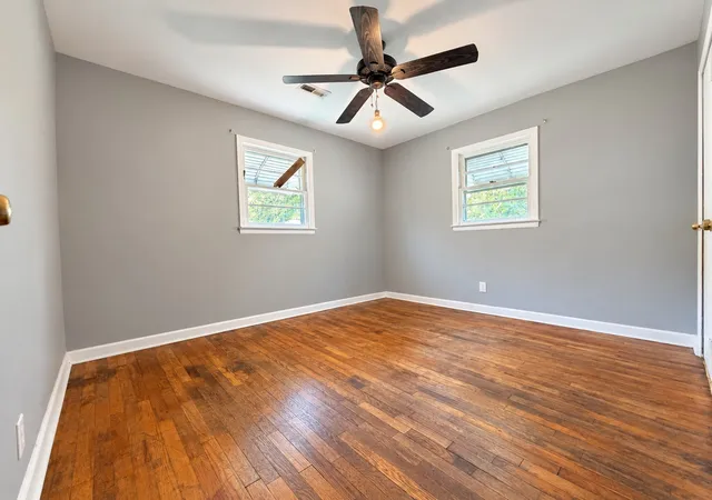 Photo 2 of Single family home for sale at 520 Cliff Dr Se, Cleveland, TN 37323 | MLS# 3543232 | Listing updated on 2026-09-23