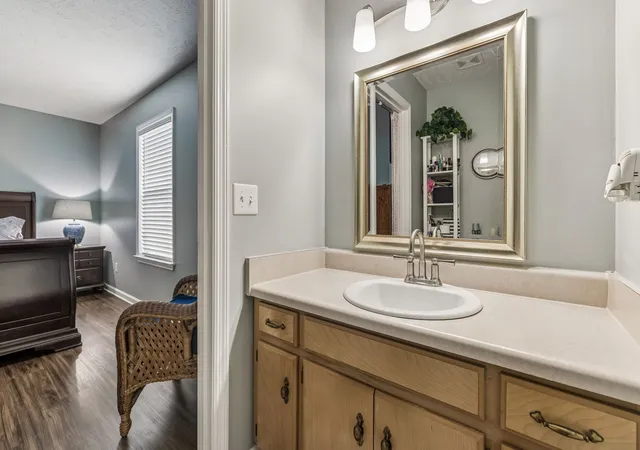 Photo 4 of Single family home for sale at 402 Jonesboro Ct, La Vergne, TN 37086 | MLS# 3544819 | Listing updated on 2026-09-11